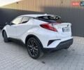 Белый Тойота C-HR, объемом двигателя 1.8 л и пробегом 161 тыс. км за 20500 $, фото 12 на Automoto.ua
