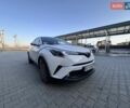 Белый Тойота C-HR, объемом двигателя 1.8 л и пробегом 161 тыс. км за 20500 $, фото 5 на Automoto.ua