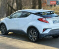 Белый Тойота C-HR, объемом двигателя 1.99 л и пробегом 49 тыс. км за 22000 $, фото 17 на Automoto.ua