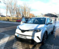 Белый Тойота C-HR, объемом двигателя 1.99 л и пробегом 49 тыс. км за 22000 $, фото 1 на Automoto.ua