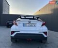 Белый Тойота C-HR, объемом двигателя 1.8 л и пробегом 161 тыс. км за 20500 $, фото 10 на Automoto.ua