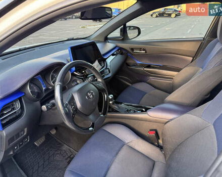 Белый Тойота C-HR, объемом двигателя 1.2 л и пробегом 116 тыс. км за 20000 $, фото 8 на Automoto.ua