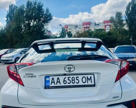 Білий Тойота C-HR, об'ємом двигуна 1.2 л та пробігом 100 тис. км за 18500 $, фото 8 на Automoto.ua