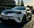 Белый Тойота C-HR, объемом двигателя 1.99 л и пробегом 79 тыс. км за 22658 $, фото 1 на Automoto.ua