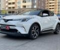 Білий Тойота C-HR, об'ємом двигуна 1.8 л та пробігом 95 тис. км за 22990 $, фото 10 на Automoto.ua