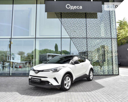 Білий Тойота C-HR, об'ємом двигуна 1.99 л та пробігом 55 тис. км за 22300 $, фото 1 на Automoto.ua