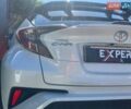 Белый Тойота C-HR, объемом двигателя 1.2 л и пробегом 76 тыс. км за 20490 $, фото 5 на Automoto.ua