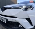 Белый Тойота C-HR, объемом двигателя 1.8 л и пробегом 161 тыс. км за 20500 $, фото 14 на Automoto.ua
