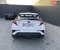 Белый Тойота C-HR, объемом двигателя 1.8 л и пробегом 161 тыс. км за 20500 $, фото 11 на Automoto.ua