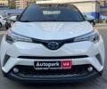 Білий Тойота C-HR, об'ємом двигуна 1.8 л та пробігом 95 тис. км за 22990 $, фото 1 на Automoto.ua