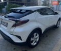 Білий Тойота C-HR, об'ємом двигуна 1.2 л та пробігом 129 тис. км за 18999 $, фото 2 на Automoto.ua