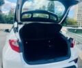 Білий Тойота C-HR, об'ємом двигуна 1.2 л та пробігом 100 тис. км за 18500 $, фото 2 на Automoto.ua