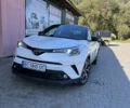 Белый Тойота C-HR, объемом двигателя 1.99 л и пробегом 69 тыс. км за 20500 $, фото 1 на Automoto.ua