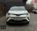 Білий Тойота C-HR, об'ємом двигуна 1.99 л та пробігом 64 тис. км за 25000 $, фото 1 на Automoto.ua
