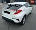 Белый Тойота C-HR, объемом двигателя 1.2 л и пробегом 93 тыс. км за 18700 $, фото 11 на Automoto.ua