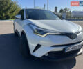 Белый Тойота C-HR, объемом двигателя 1.8 л и пробегом 139 тыс. км за 20900 $, фото 4 на Automoto.ua