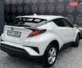 Тойота C-HR 2018 у Києві на Automoto.ua Білий Тойота C-HR, об'ємом двигуна 1.8 л та пробігом 74 тис. км за 22900 $, фото 6 на Automoto.ua