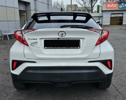 Білий Тойота C-HR, об'ємом двигуна 1.99 л та пробігом 59 тис. км за 19500 $, фото 5 на Automoto.ua