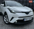 Тойота C-HR 2018 у Києві на Automoto.ua Білий Тойота C-HR, об'ємом двигуна 1.8 л та пробігом 74 тис. км за 22900 $, фото 2 на Automoto.ua