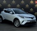 Білий Тойота C-HR, об'ємом двигуна 1.99 л та пробігом 100 тис. км за 16800 $, фото 1 на Automoto.ua