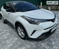 Белый Тойота C-HR, объемом двигателя 1.99 л и пробегом 64 тыс. км за 24500 $, фото 39 на Automoto.ua