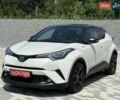 Белый Тойота C-HR, объемом двигателя 1.8 л и пробегом 97 тыс. км за 23300 $, фото 17 на Automoto.ua