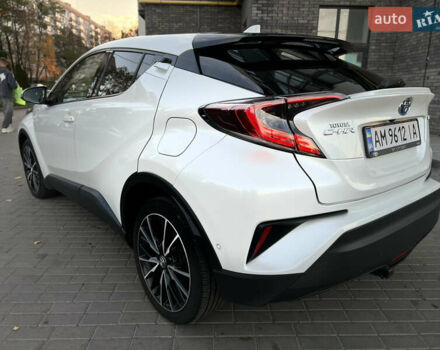 Білий Тойота C-HR, об'ємом двигуна 0 л та пробігом 133 тис. км за 22300 $, фото 13 на Automoto.ua