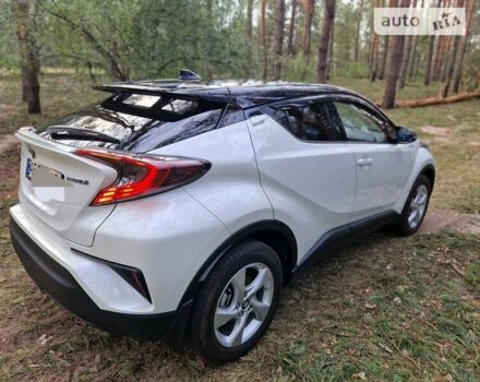 Білий Тойота C-HR, об'ємом двигуна 1.8 л та пробігом 26 тис. км за 27500 $, фото 5 на Automoto.ua