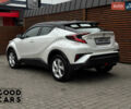 Білий Тойота C-HR, об'ємом двигуна 1.99 л та пробігом 64 тис. км за 25000 $, фото 4 на Automoto.ua