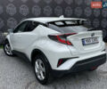 Тойота C-HR 2018 у Києві на Automoto.ua Білий Тойота C-HR, об'ємом двигуна 1.8 л та пробігом 74 тис. км за 22900 $, фото 4 на Automoto.ua