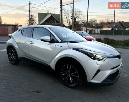 Білий Тойота C-HR, об'ємом двигуна 0 л та пробігом 133 тис. км за 22300 $, фото 6 на Automoto.ua