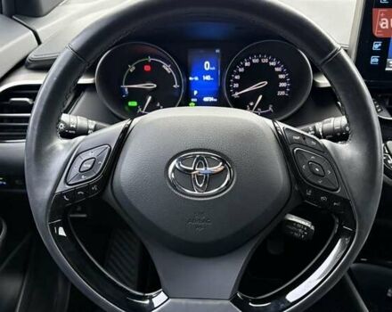 Білий Тойота C-HR, об'ємом двигуна 1.8 л та пробігом 49 тис. км за 25477 $, фото 12 на Automoto.ua