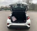 Белый Тойота C-HR, объемом двигателя 2 л и пробегом 108 тыс. км за 21500 $, фото 7 на Automoto.ua