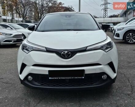 Білий Тойота C-HR, об'ємом двигуна 1.99 л та пробігом 59 тис. км за 19500 $, фото 2 на Automoto.ua