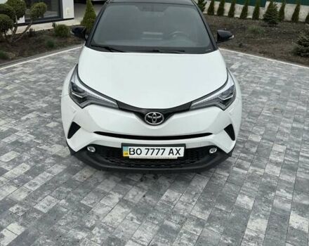 Білий Тойота C-HR, об'ємом двигуна 1.99 л та пробігом 64 тис. км за 24500 $, фото 9 на Automoto.ua