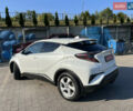 Белый Тойота C-HR, объемом двигателя 1.8 л и пробегом 144 тыс. км за 21900 $, фото 9 на Automoto.ua