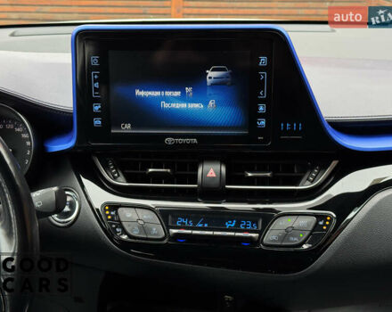 Білий Тойота C-HR, об'ємом двигуна 1.99 л та пробігом 64 тис. км за 25000 $, фото 33 на Automoto.ua