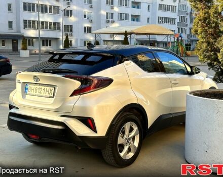 Білий Тойота C-HR, об'ємом двигуна 1.2 л та пробігом 63 тис. км за 21999 $, фото 5 на Automoto.ua