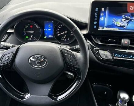 Білий Тойота C-HR, об'ємом двигуна 1.8 л та пробігом 49 тис. км за 25477 $, фото 8 на Automoto.ua