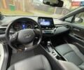 Белый Тойота C-HR, объемом двигателя 1.2 л и пробегом 88 тыс. км за 21500 $, фото 25 на Automoto.ua