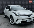 Тойота C-HR 2018 у Києві на Automoto.ua Білий Тойота C-HR, об'ємом двигуна 1.8 л та пробігом 74 тис. км за 22900 $, фото 1 на Automoto.ua