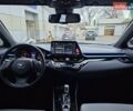 Білий Тойота C-HR, об'ємом двигуна 1.99 л та пробігом 59 тис. км за 19500 $, фото 18 на Automoto.ua