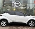 Білий Тойота C-HR, об'ємом двигуна 1.8 л та пробігом 49 тис. км за 25477 $, фото 15 на Automoto.ua