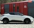 Белый Тойота C-HR, объемом двигателя 1.8 л и пробегом 97 тыс. км за 23300 $, фото 9 на Automoto.ua