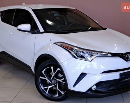 Белый Тойота C-HR, объемом двигателя 1.99 л и пробегом 94 тыс. км за 15500 $, фото 11 на Automoto.ua