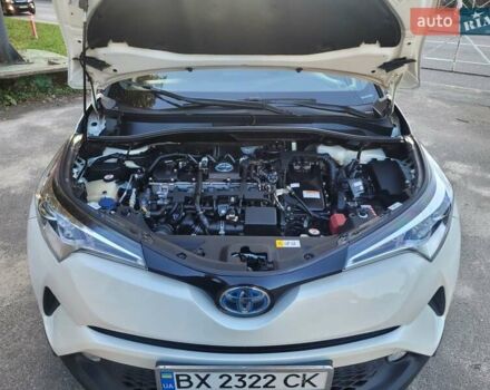 Білий Тойота C-HR, об'ємом двигуна 1.8 л та пробігом 75 тис. км за 22000 $, фото 22 на Automoto.ua