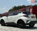 Белый Тойота C-HR, объемом двигателя 1.8 л и пробегом 97 тыс. км за 23300 $, фото 5 на Automoto.ua
