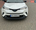 Белый Тойота C-HR, объемом двигателя 1.8 л и пробегом 66 тыс. км за 25999 $, фото 19 на Automoto.ua