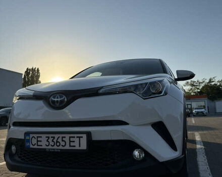 Білий Тойота C-HR, об'ємом двигуна 1.8 л та пробігом 105 тис. км за 25000 $, фото 1 на Automoto.ua