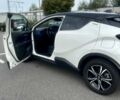 Белый Тойота C-HR, объемом двигателя 1.2 л и пробегом 40 тыс. км за 27297 $, фото 3 на Automoto.ua
